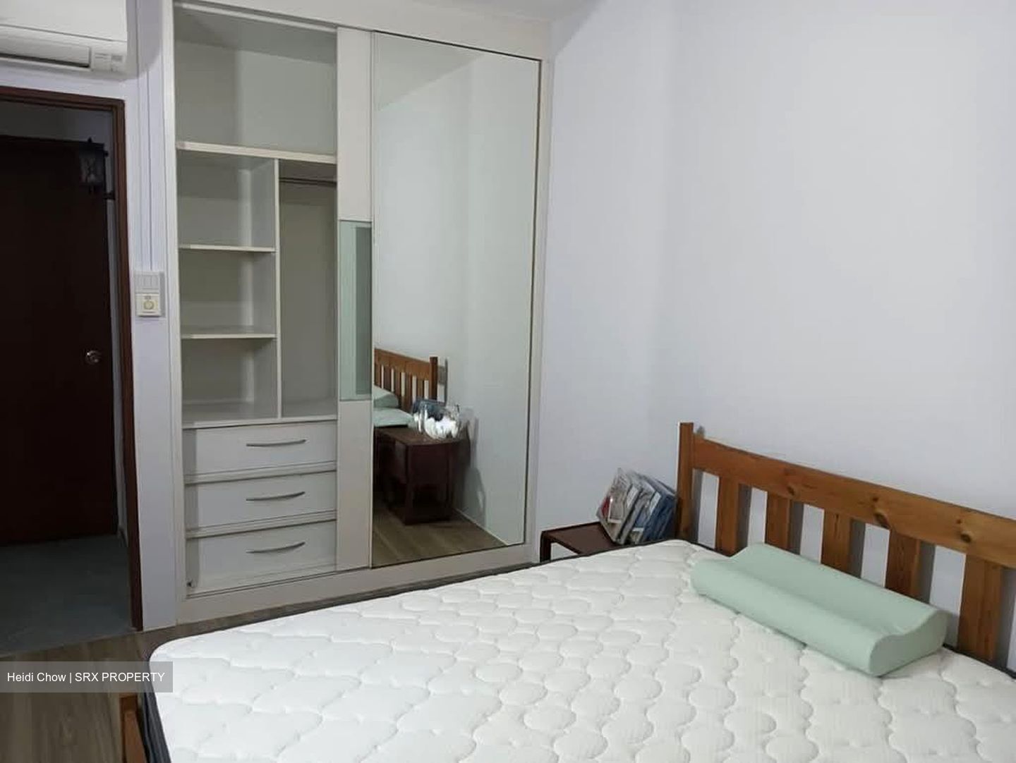 Blk 210 Bedok Town Centre (Bedok), HDB 3 Rooms #581387481
